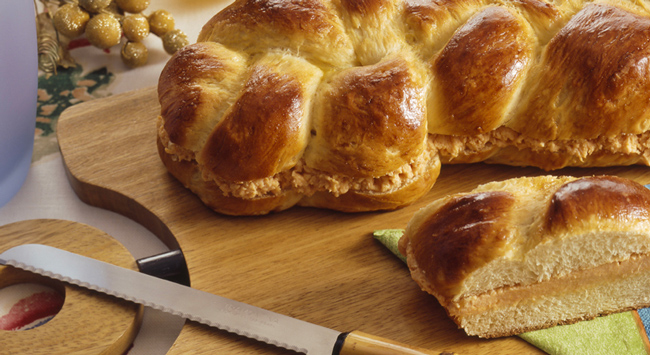 Pão de Batata com Recheio de Frango