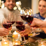 E) Tomar vinho na ceia é uma tradição da ceia na minha casa