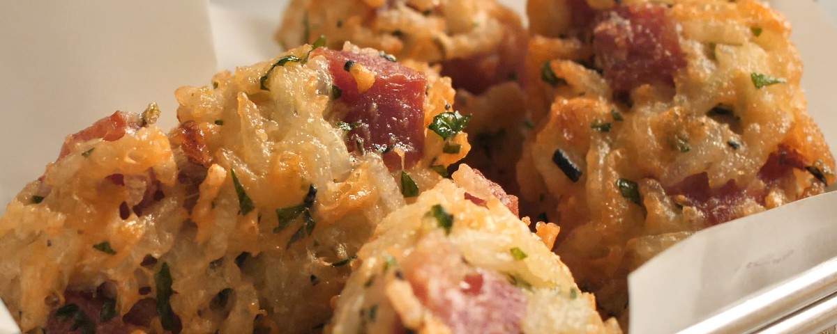 Bolinho de Arroz com Linguiça Calabresa