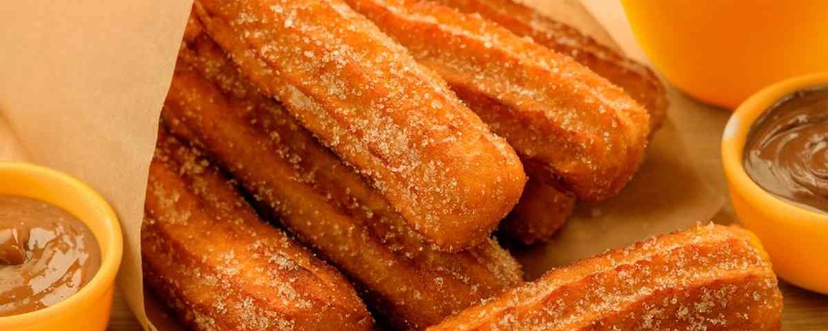 Massa de churros caseiro: 4 dicas para aprender o ponto certo para o doce