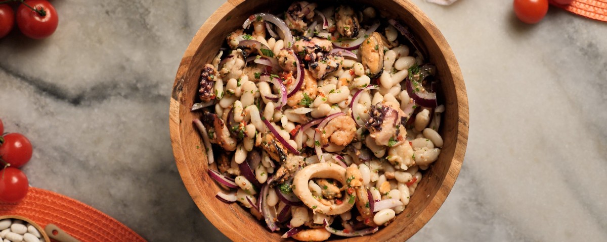 Salada de Feijão Branco com Frutos do Mar