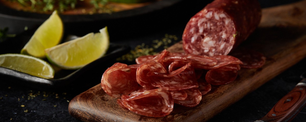 Salame italiano: do que é feito, como harmonizar e receitas para experimentar