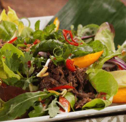 Salada thai de músculo bovino