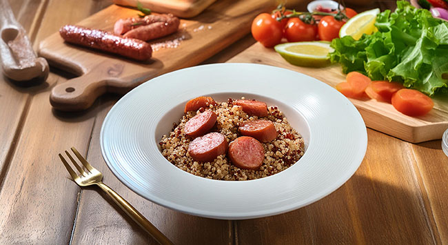 Salada de Quinoa com Linguiça