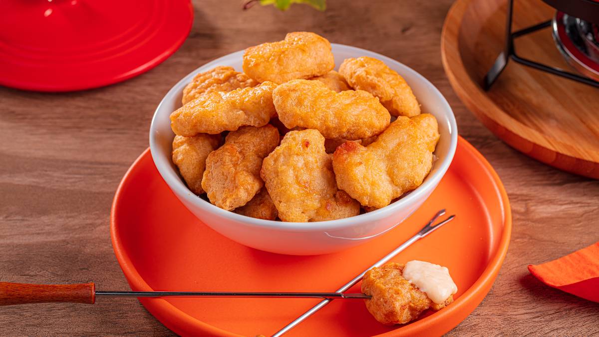 Fondue de Queijo com Empanados de Frango