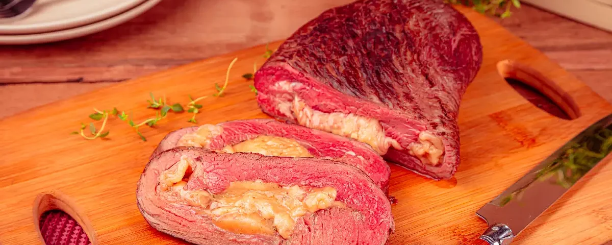 Receitas com picanha que vão além do churrasco e surpreendem no almoço em família