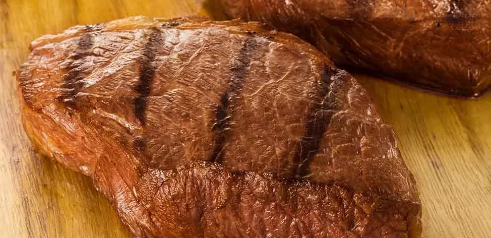 Picanha no espeto ou na grelha? Veja qual é o melhor preparo