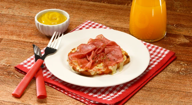 Pizza de Mortadela no Pão de Forma